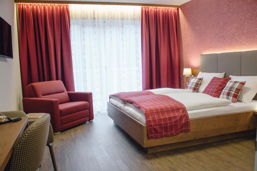 Gasthof-Pension Luger Wesenufer Dış mekan fotoğraf
